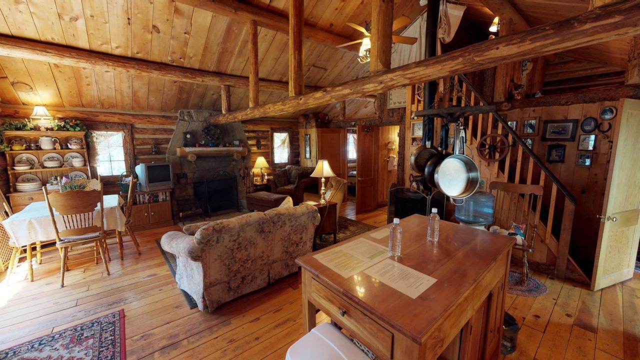 Cabin By The Creek With High Speed Wifi Red River Exterior foto