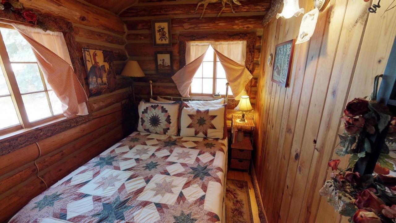 Cabin By The Creek With High Speed Wifi Red River Exterior foto