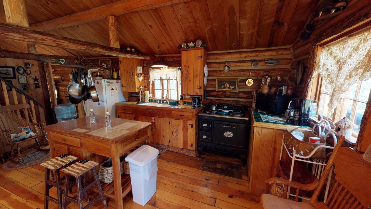 Cabin By The Creek With High Speed Wifi Red River Exterior foto